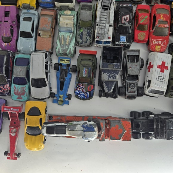 Huge Lot Of 90+ Vtg Diecast Toy Cars - Hot Wheels, Matchbox, cars - Picture 10 of 14